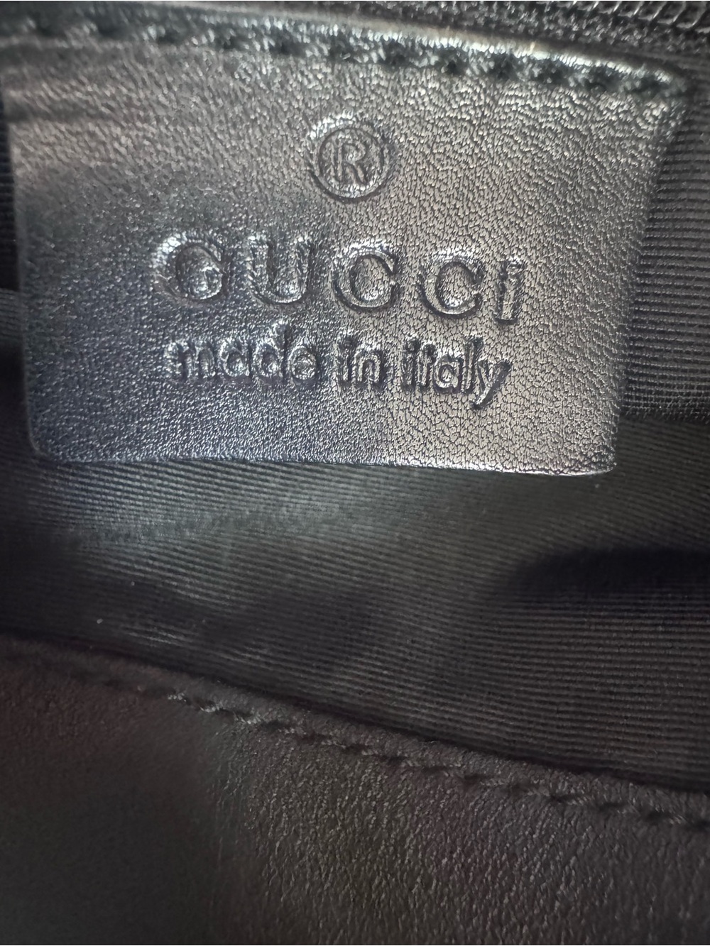 Gucci 1990s quiet classic luxury vintage bucket handbag, Italy, Authentic 31244 - Picture 5 of 16